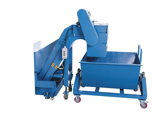 Chip conveyor and trolley as standard