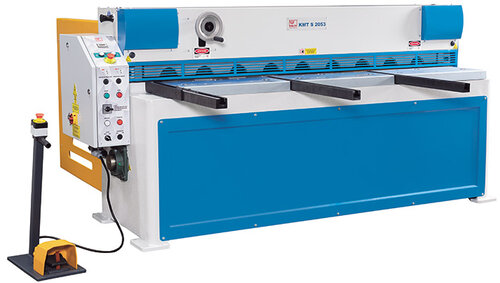 KMT S 2053 - Cost-efficient cutting solution with up to 2.550mm cutting length with manual backgauge