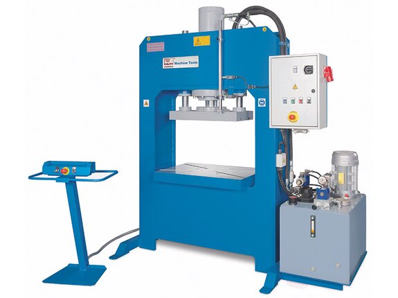 KP 300 A - Compact double-column press for punching, forming and drawing with large tools