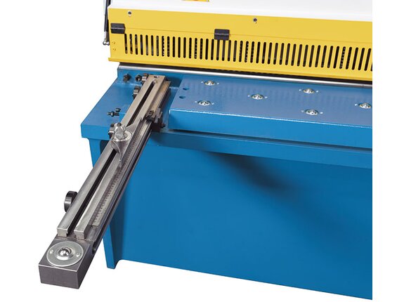 Easy to use to use angle stop with clamping lever and angle scale