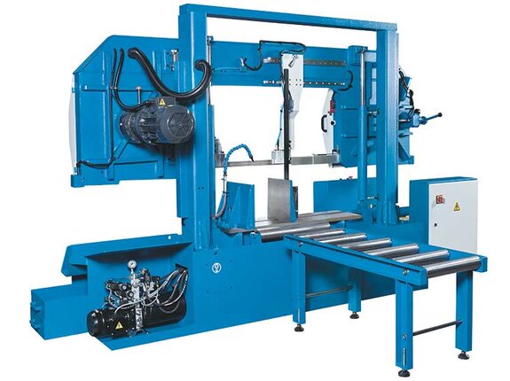 Feed roller table is standard equipment