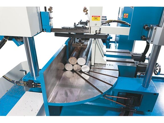 Both vises are designed as hydraulic bundle vises (standard equipment)