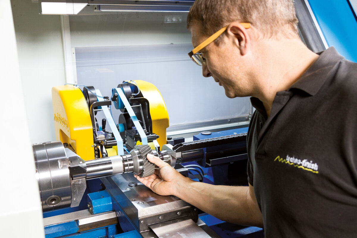 Kontrolle der prozesssicheren Werkstückklemmung, Sichtprüfung der Werkstückoberflächen