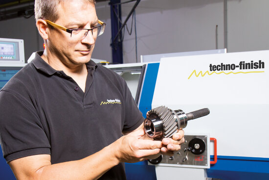 Contrôle du serrage fiable de la pièce, contrôle visuel des surfaces de pièces